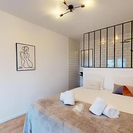 Bluestay 69 - Charmant A Appartement *